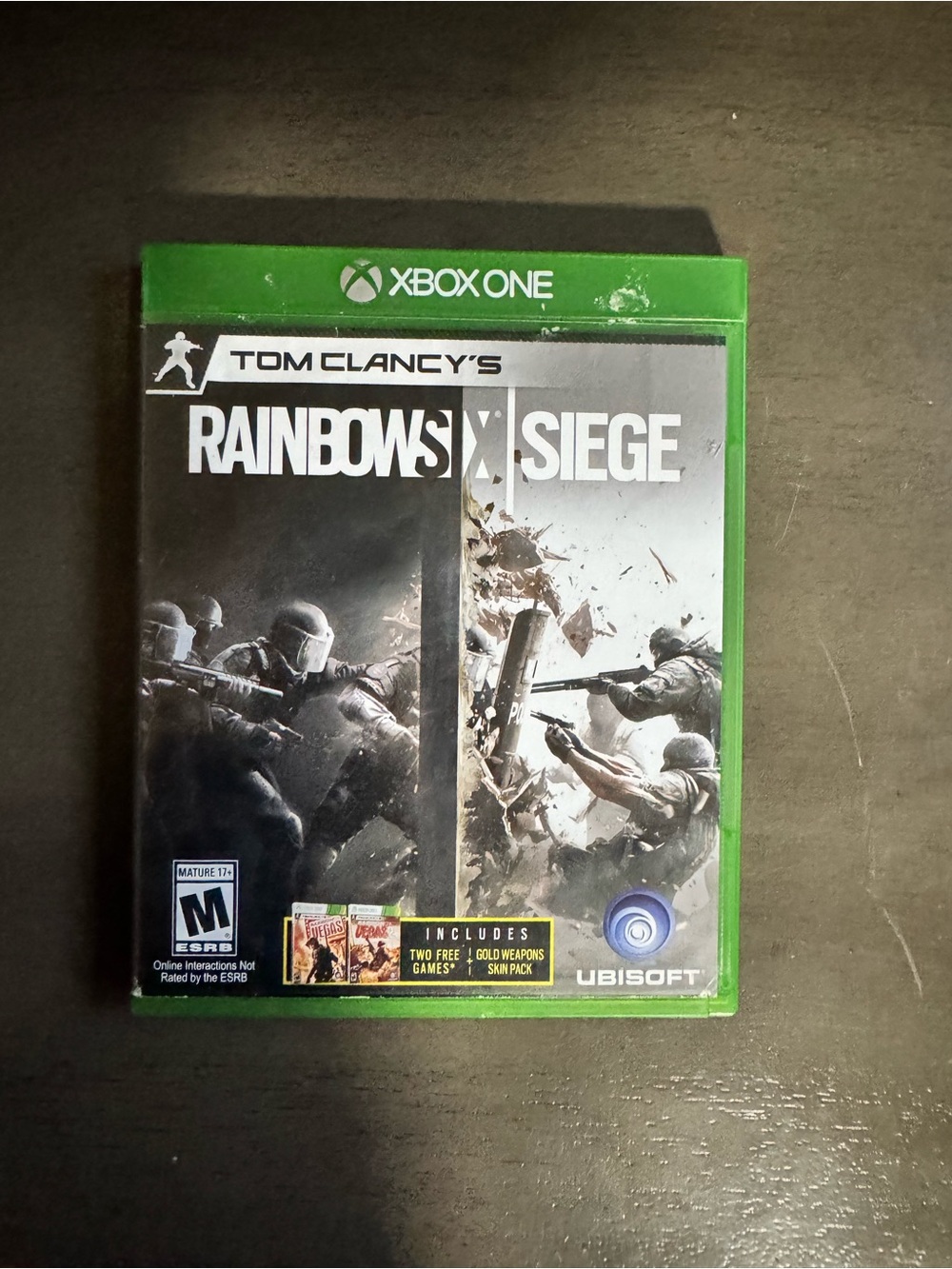 Tom Clancy's Rainbow Six Siege - Xbox One (Green) by Ubisoft